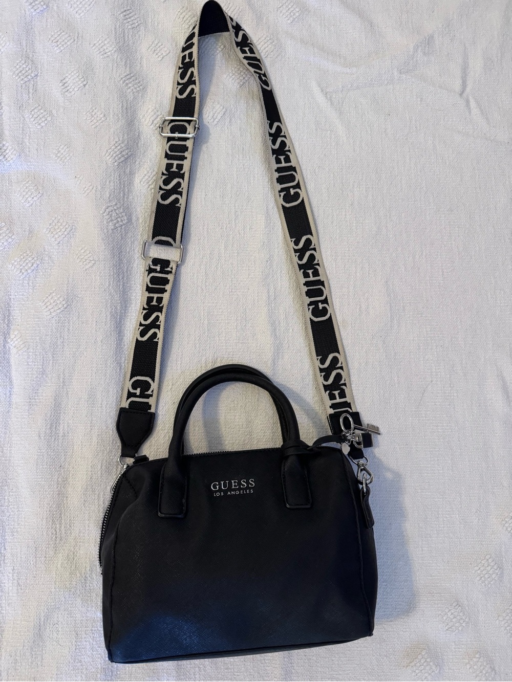 Guess crossbody bag